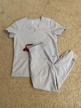 FIGS Women's Light Gray Scrub Top & Jogger Pants with Red Drawstring